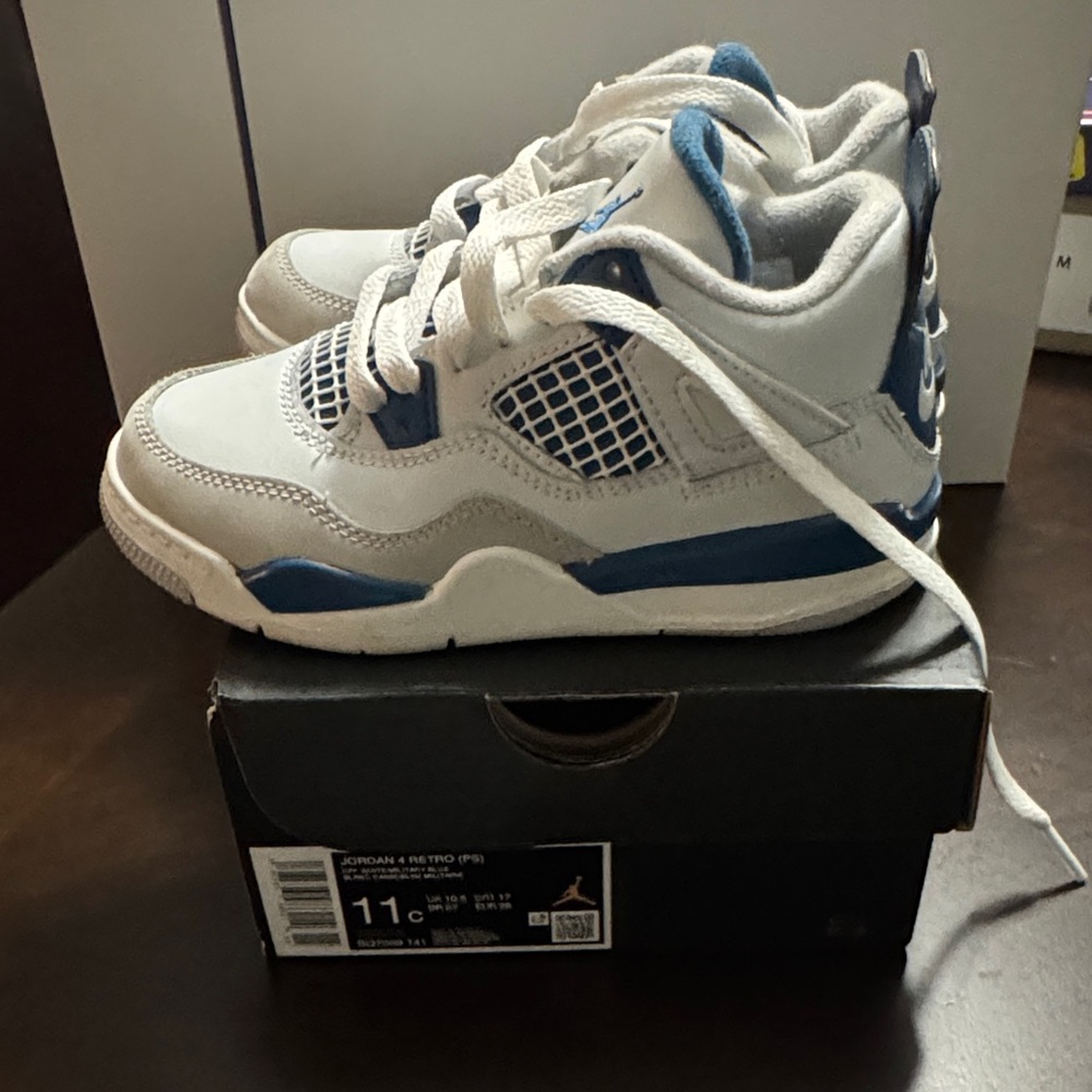 Kids Jordan Retro 4
